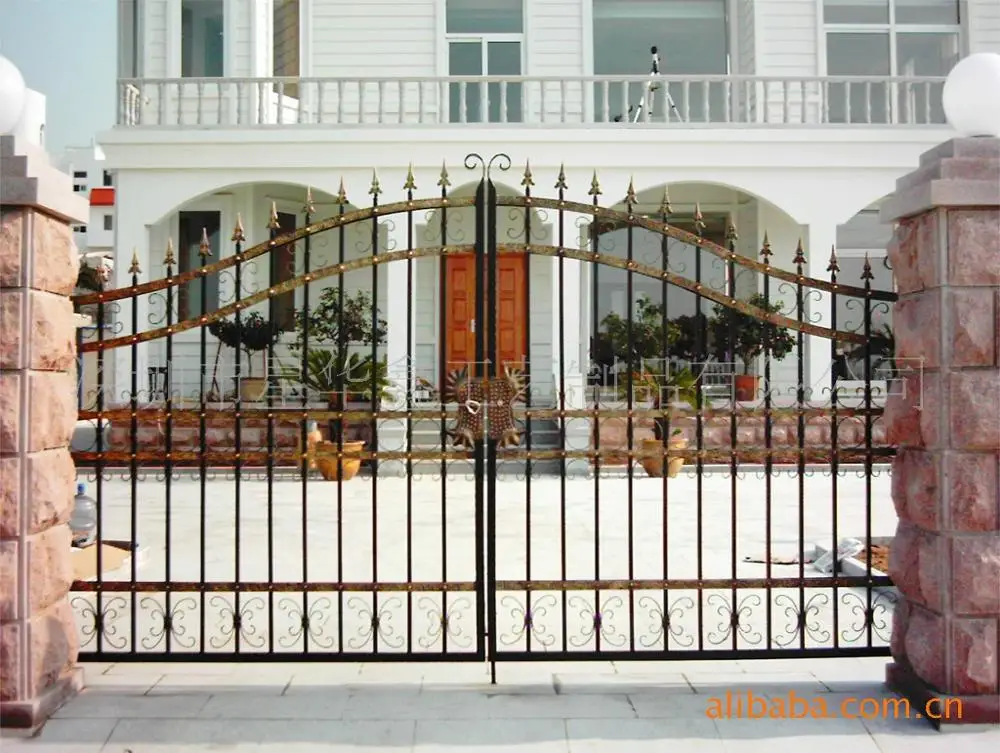 Modern Wrought Iron Gate Design Forged Wrought Iron Gate for Sale