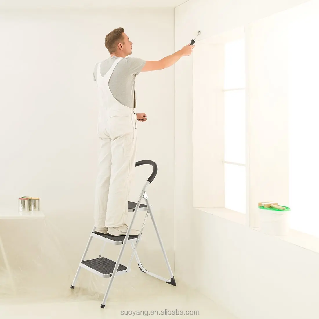 2022 new design compact foldaway 3 stool double side step ladder with handle