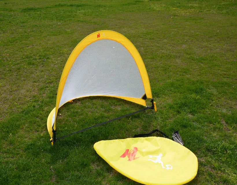 
mini hot selling inflatable rugby goal post and folding soccer goal with kids outdoors 
