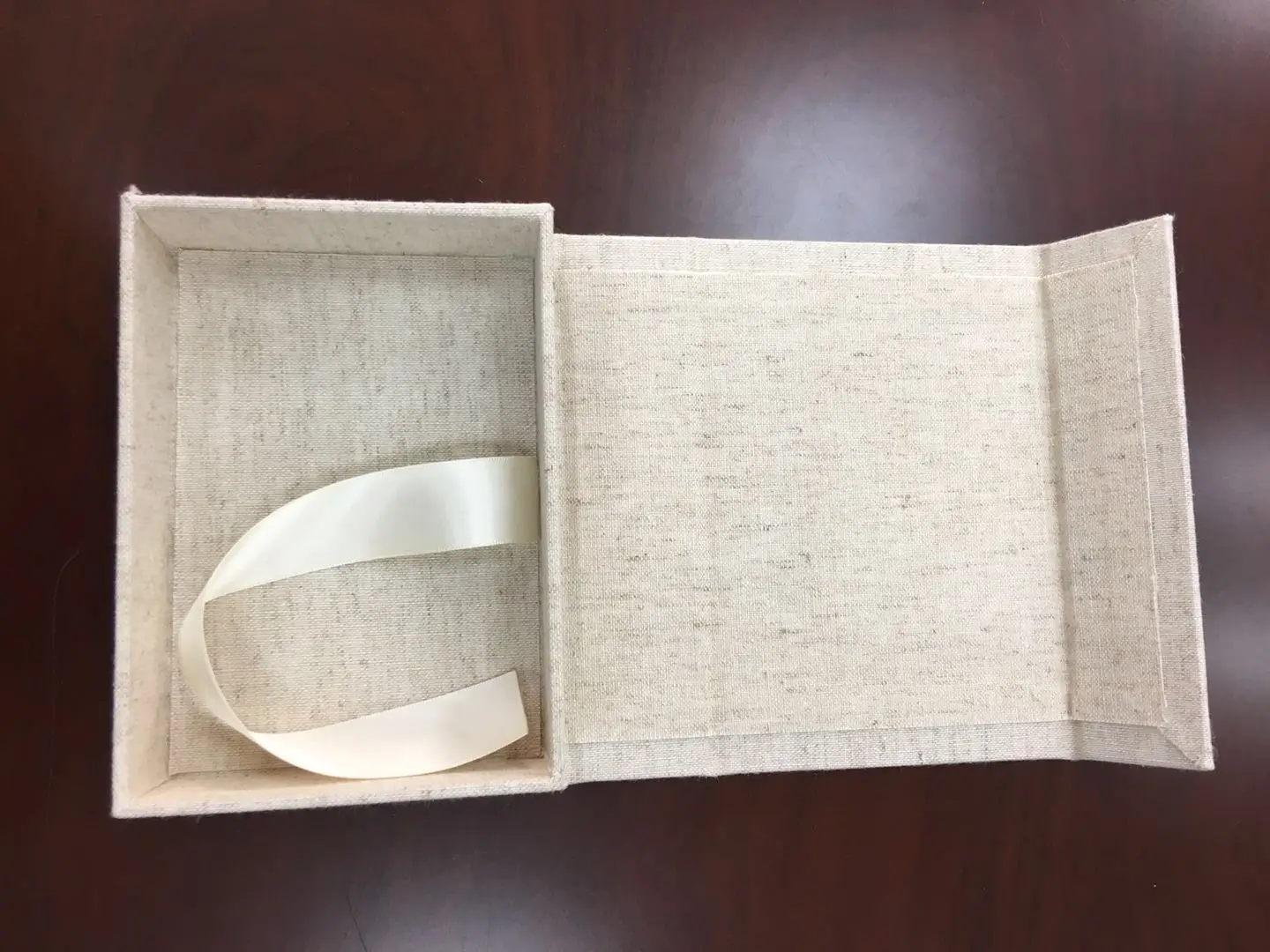 Image Folio Boxes 20 matted mounts handmade clam shell style presentation box with ribbon Portfolios