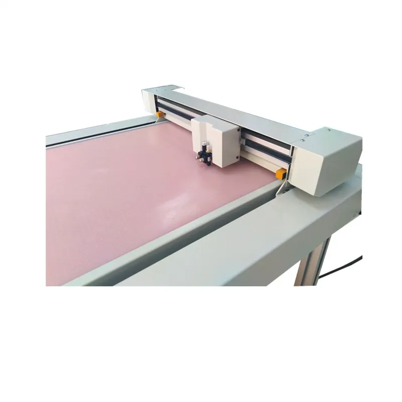 Широкоформатный плоттер Skycut с двойной головкой для резки планшета футболок своими