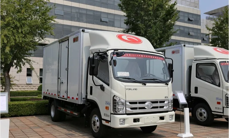 China Cube Truck Diesel Type Cargo Delivery Box Truck for sale