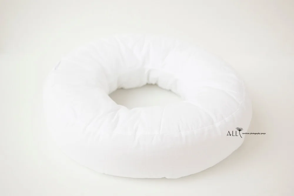 baby photography round pillow, newborn baby take picture pillow in the baskest