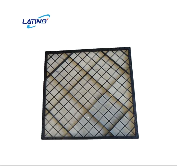 Разбрызгивающаяся сетка из полипропилена 750*750 с поперечной заливкой и проставкой для охлаждающей