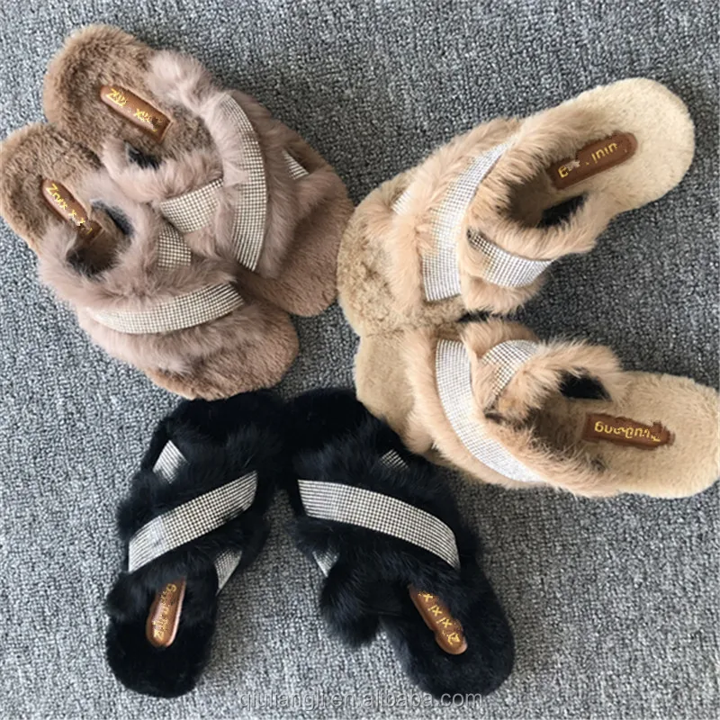 Женские удобные замшевые шлепанцы с подкладкой из кроличьего меха, дышащие домашние и уличные теплые шлепанцы с перекрестными ремешками и кристаллами, новинка 2018
