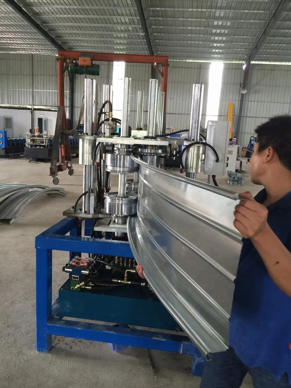 
Kalzip style standing seam roof panel curving machine 