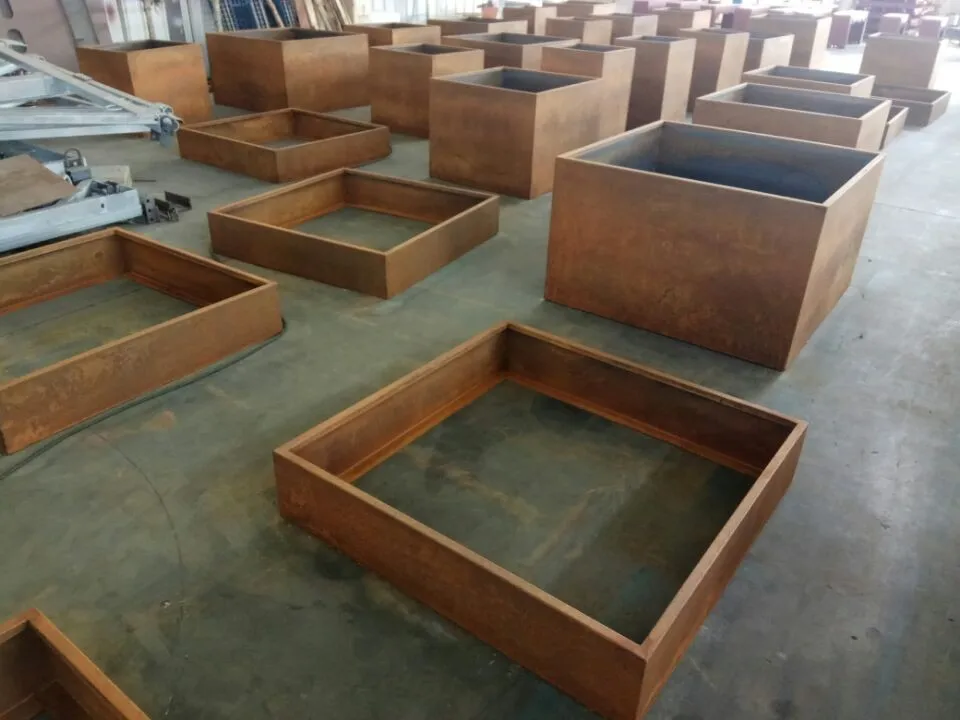 Decorative corten steel raised garden beds