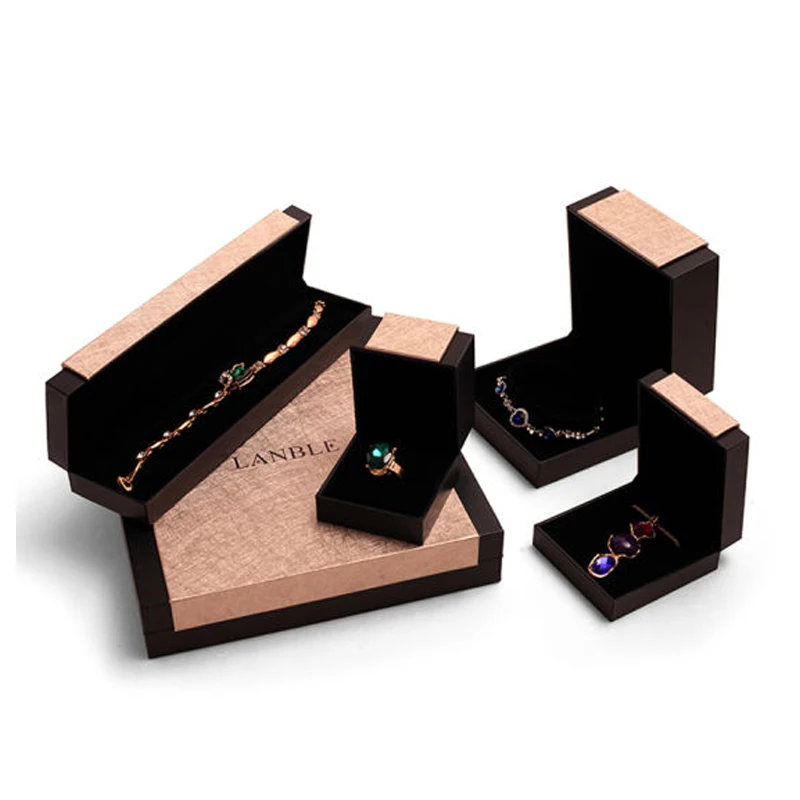 New Design High-end Ring Necklace Bracelet Jewelry Packaging Magnetic Gift  Box