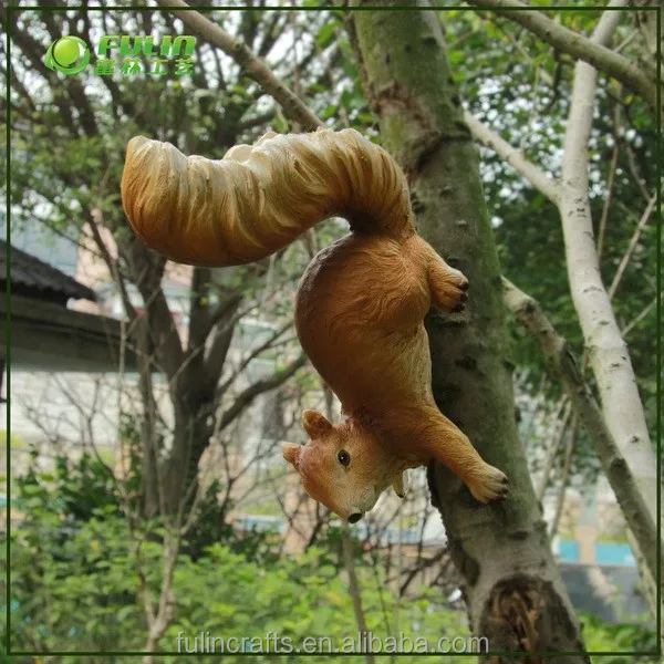 garden decoration resin squirrel figurine