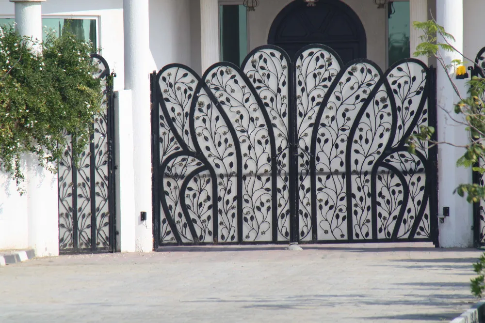 10 years warranty polycarbonate plastic gate sheet