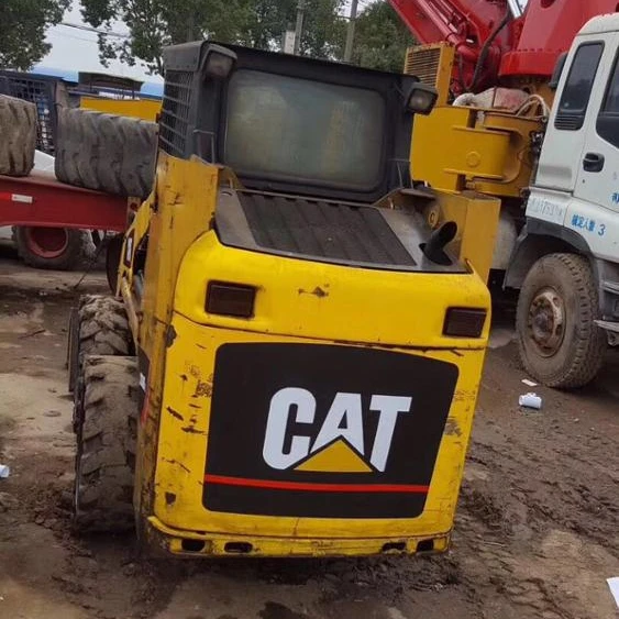 Фронтальный погрузчик CAT 226B, б/у