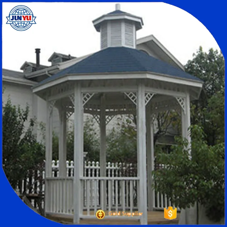 Деревянный павильон/беседка с красивый пейзаж