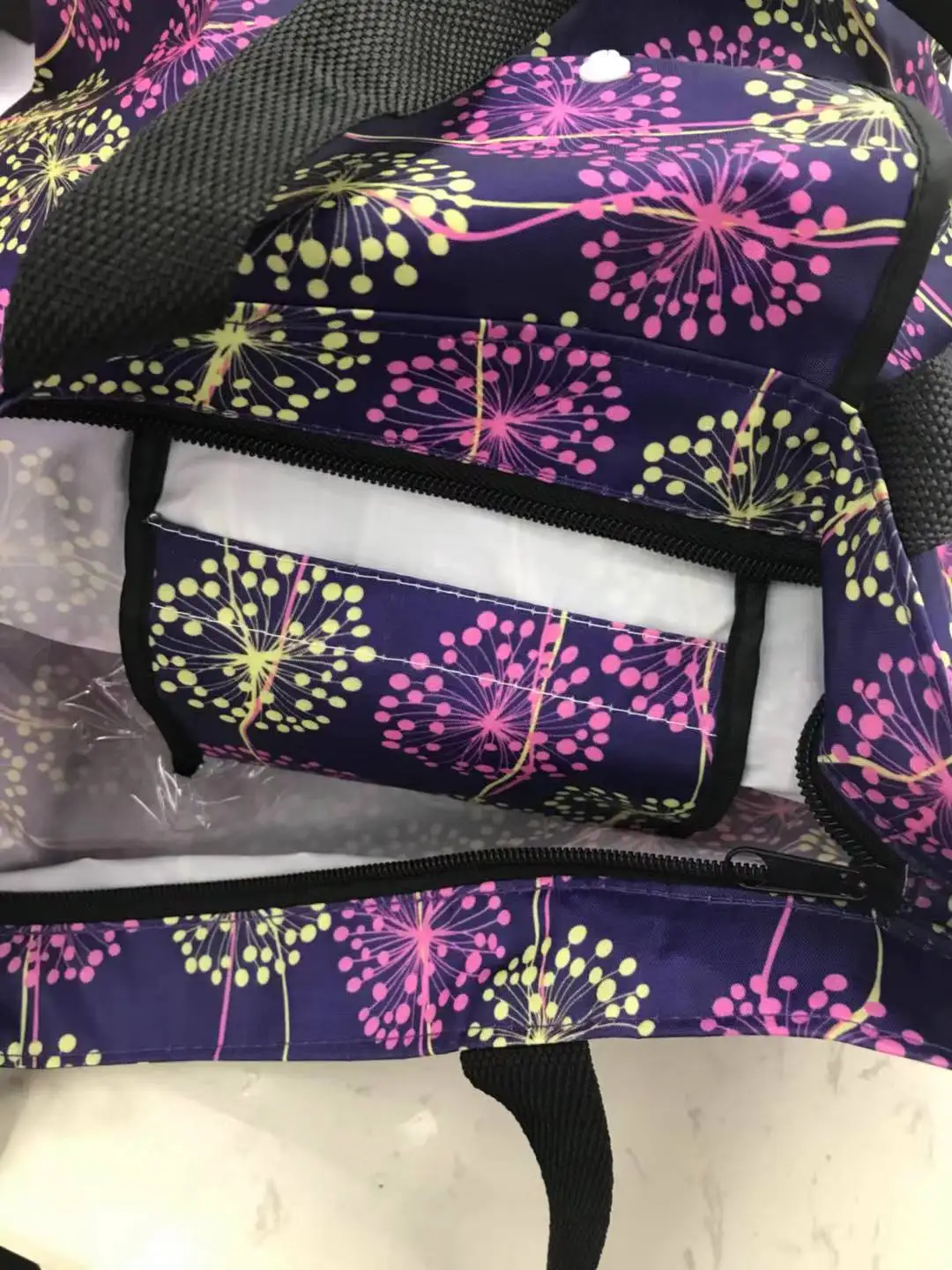 
Reusable 420d Foldable Polyester Shopping Rolling Up bags With Zipper 