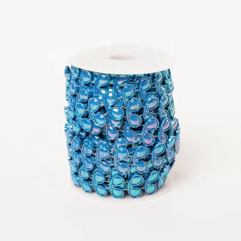 
manufacturer wholesale fashion plastic empty cup chain 