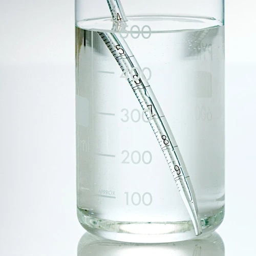 Buy Organic solvent CAS NO. 108-94-1 Cyclohexanone used for oil paint, pesticide, dye, Grease, wax and rubber