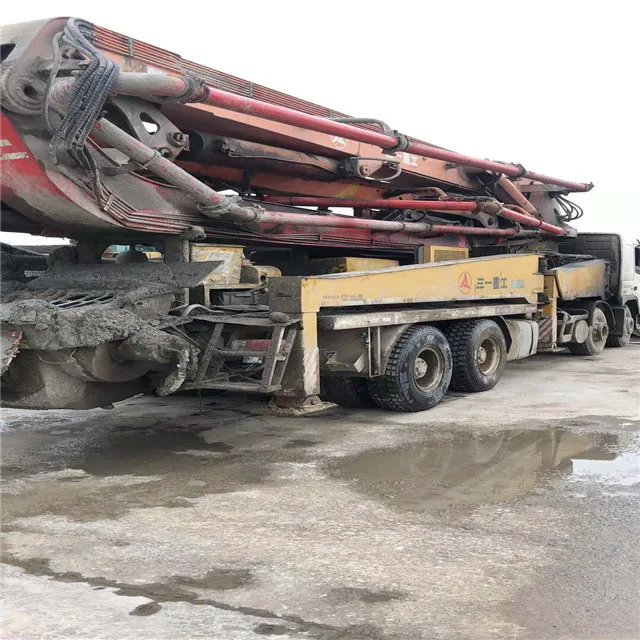 Used volvo 45m truck-mounted concrete pump SY5411THB 450C-8 made in Korea, tractor pump truck with top quality for sale