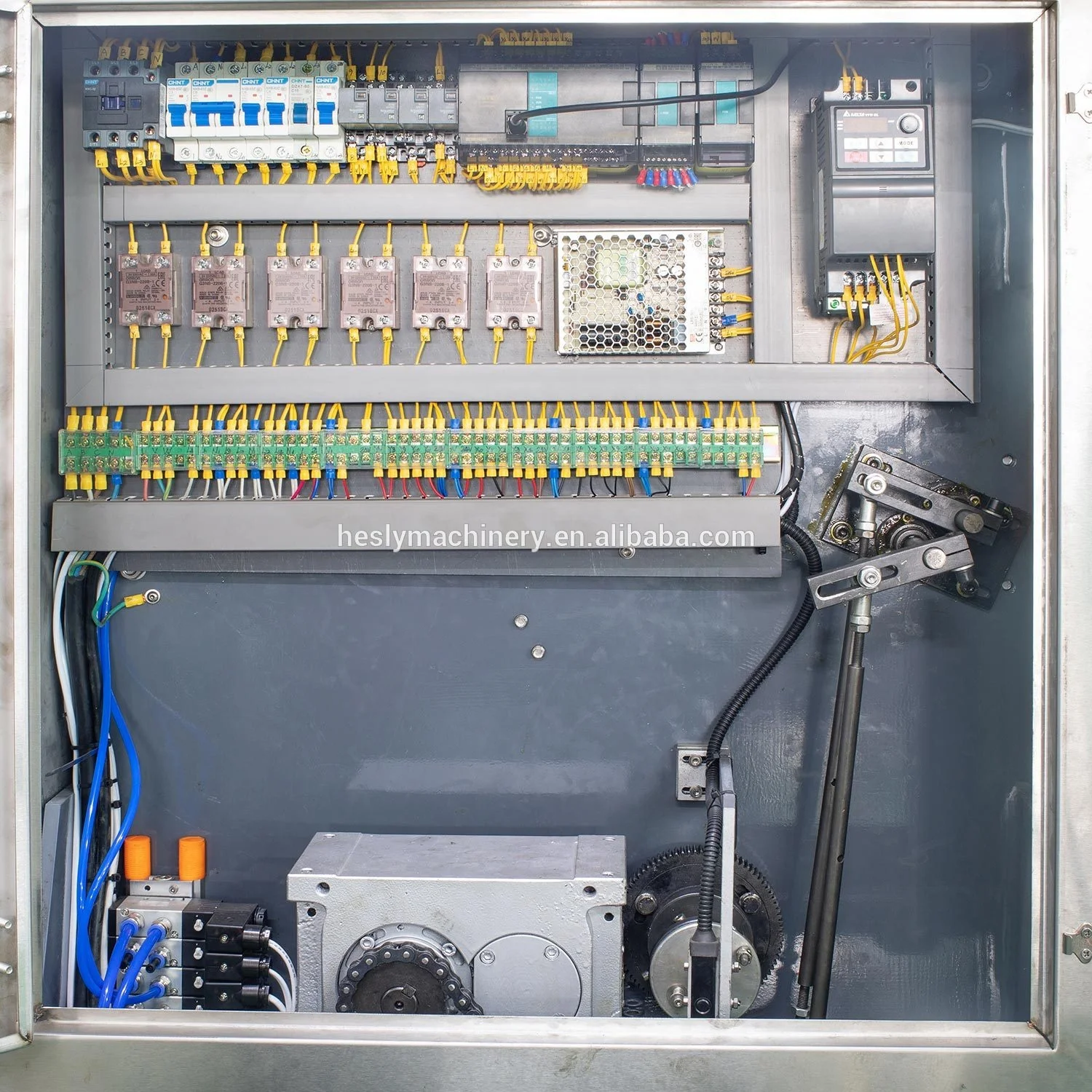 BT-400C-II Cellophane overwrapping machine with golden line.