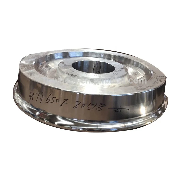 Wheel of rail excavator, rail machine