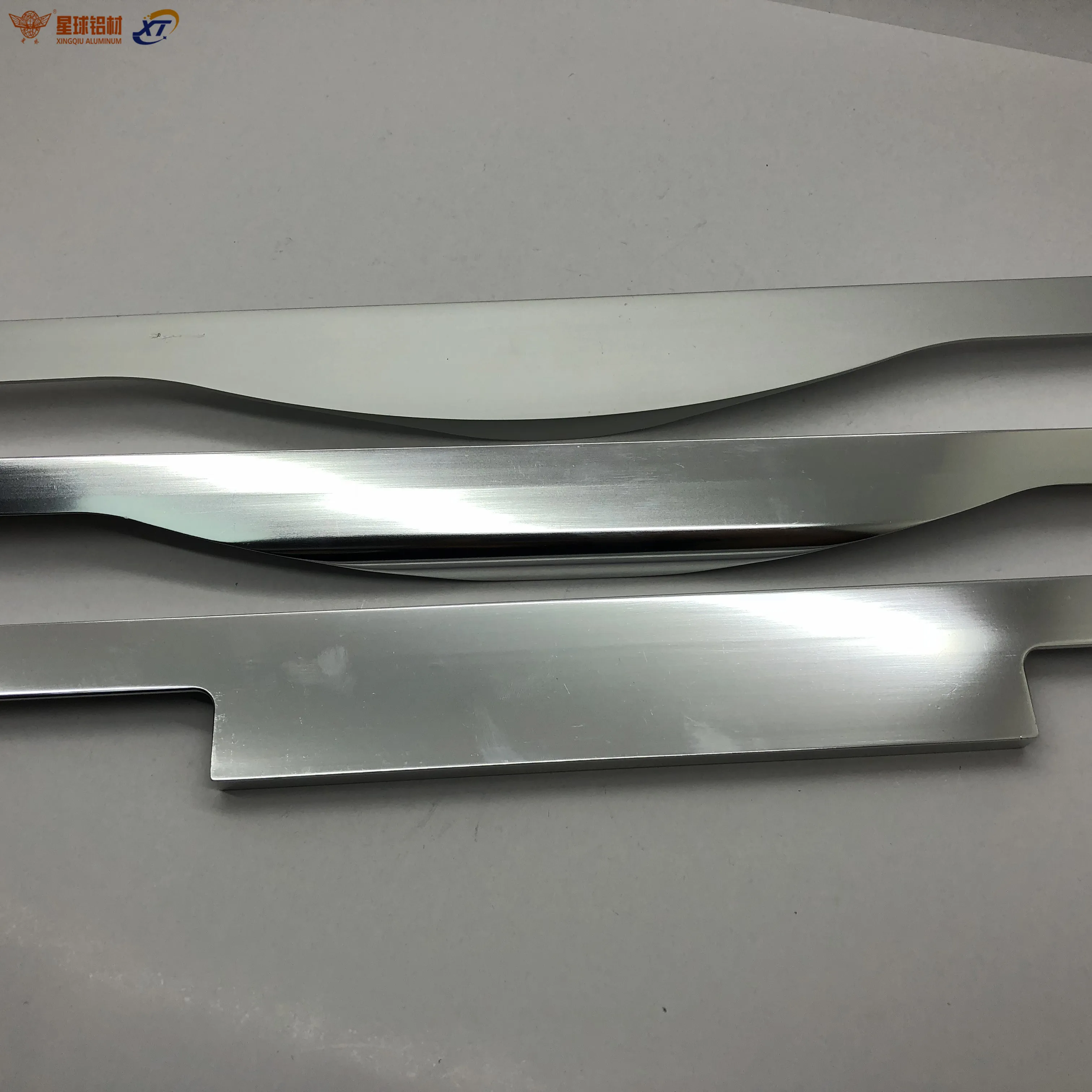 China manufacturer aluminium extrusion profile/kitchen cabinets