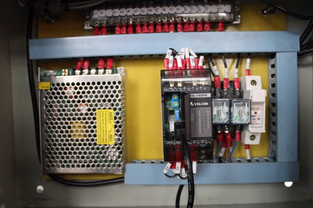 
Automatic control shower hose high pressure water hose auto tuber cutting machine 