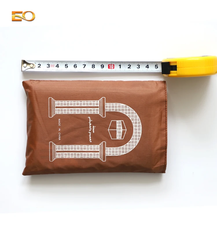 2020 Factory direct  Islamic travel water-proof pocket Muslim prayer mat without  compass