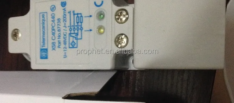 Telemecanique Proximity Switch Inductive Sensor XS8C40NC440