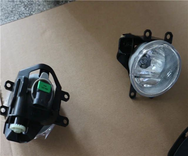 Halogen Auto Fog Light For Toyota Auris 2013 2014 2015 ON Top Quality
