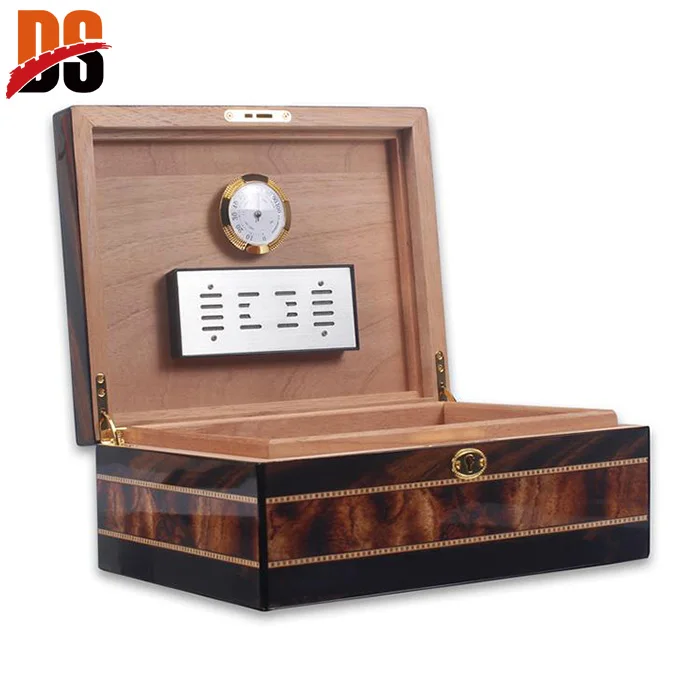 DS Factory Price Custom Logo Lockable Glossy Wood Cigar Humidor with Hygrometer and Humidifier