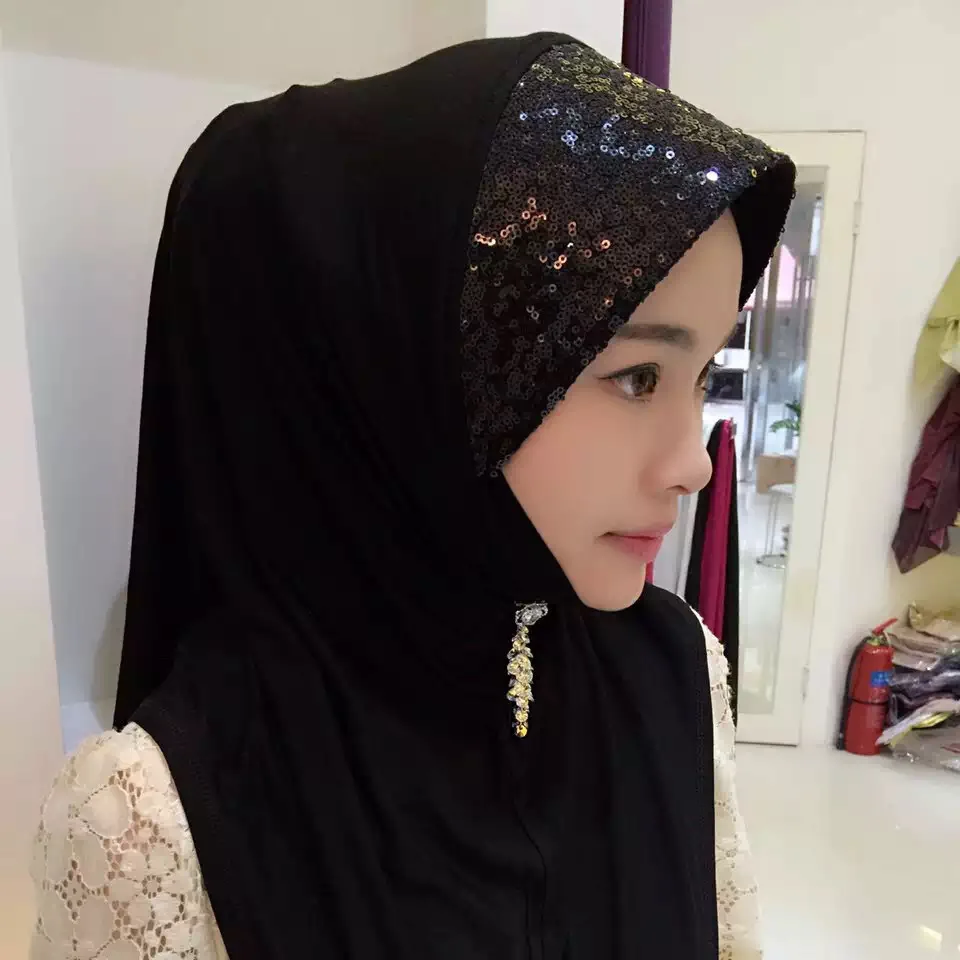 Hottest selling beautiful fashionable muslim lady modal hijab