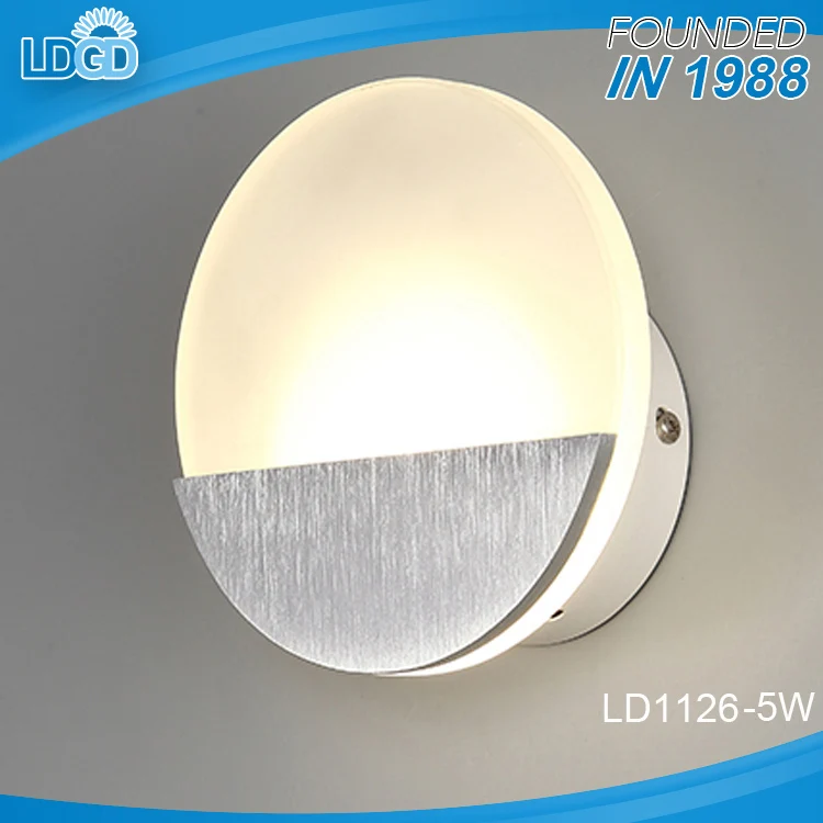 Hot Selling Aluminum Acrylic 5w Antique Swing Arm Hotel Room Indoor Wall Lamp For Sale