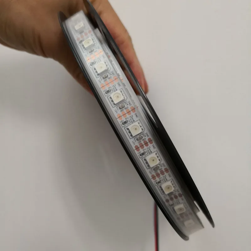 2023 Top quality high service life hours 50000 programmable ws2812b/2813  digital  addressavle dream color rgb led strip