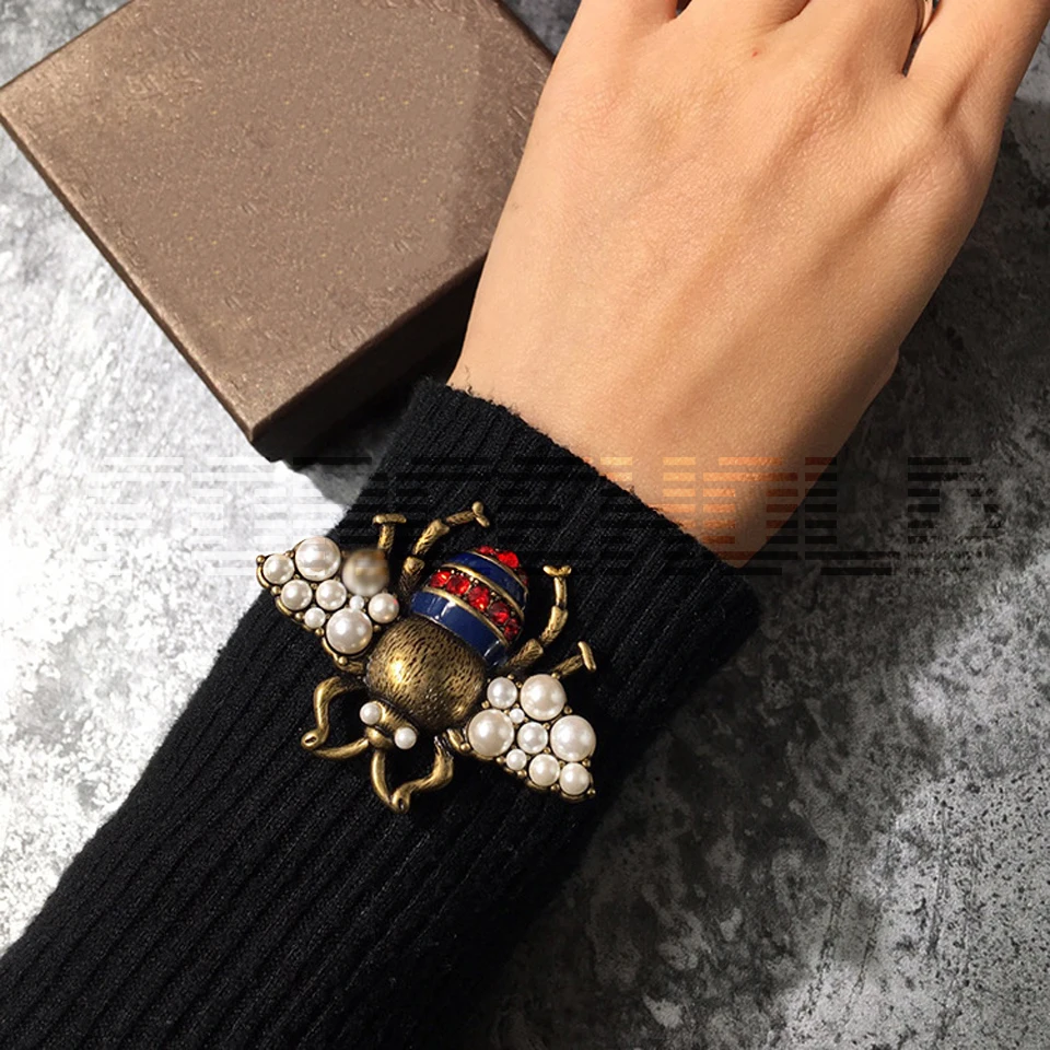 Blackened Lifelike Animal Motif Spider Dragonfly Pearl Stainless Steel Brooches