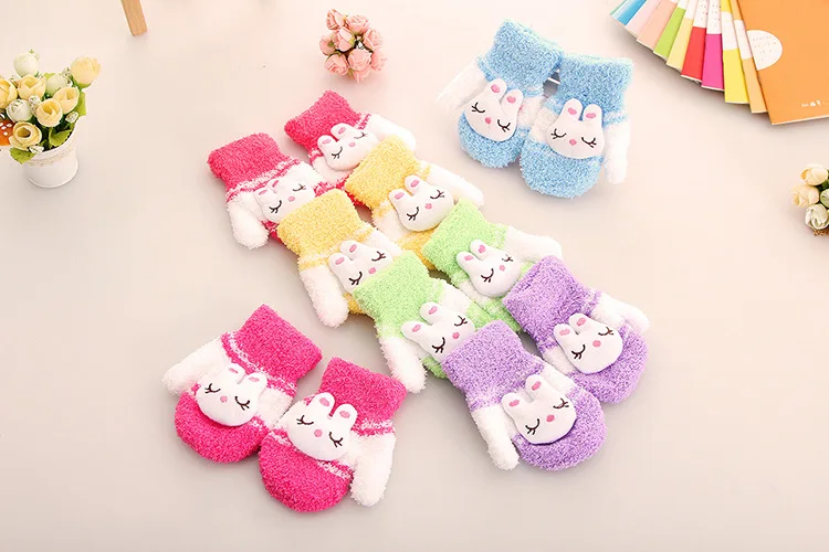 Перчатки для маленьких девочек с милыми мультяшными животными зимние теплые варежки