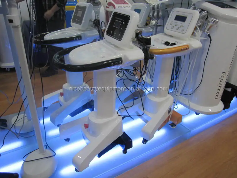 Hot in HongKong Aestetics Dermatologist Use No-Needle Mesotherapy Device