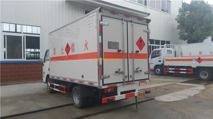 Euro 4 Emission Standard  Single Cab Van Box Truck for Dangerous Goods