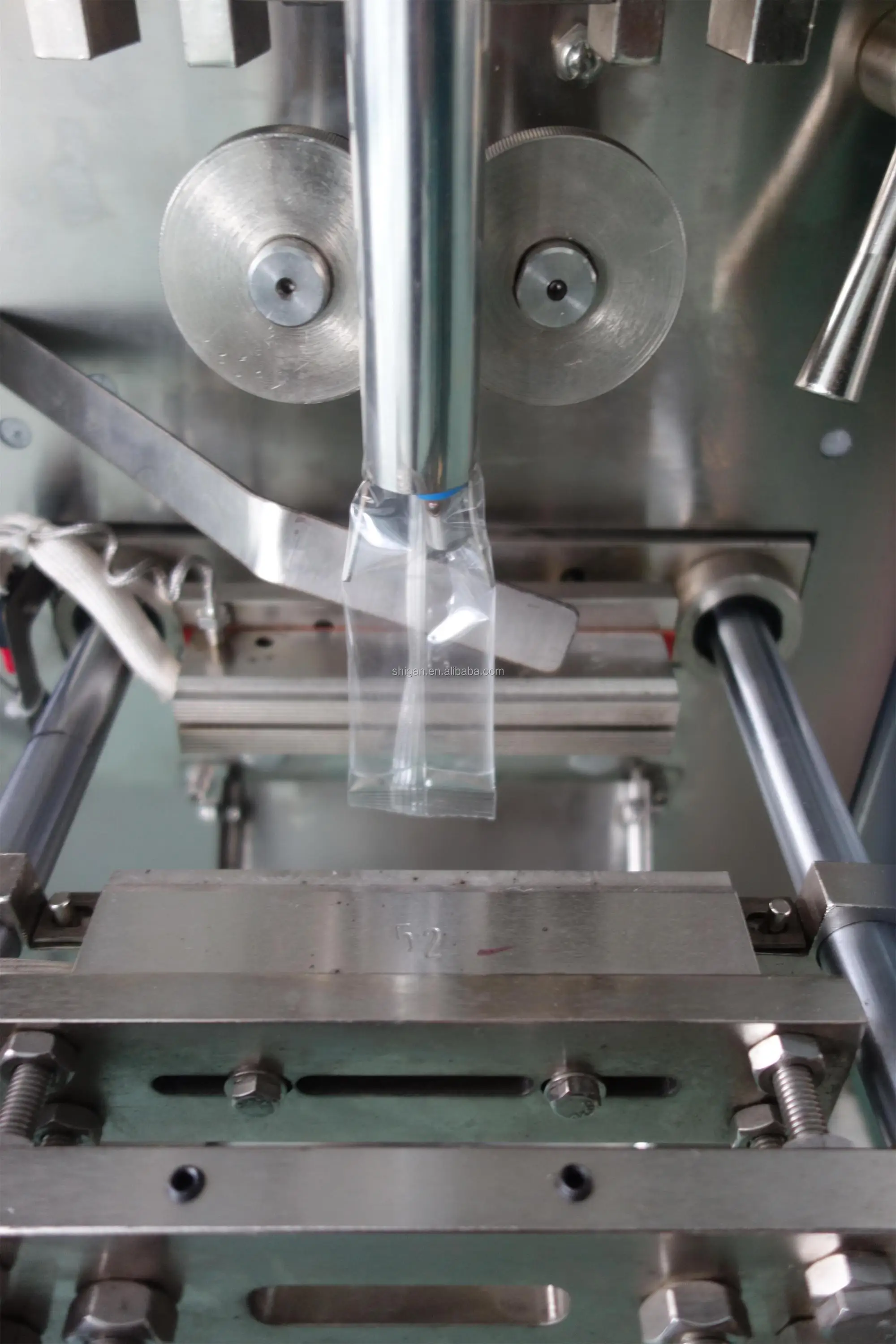 Small industrial products processing line full automatic liquid paste packing machine