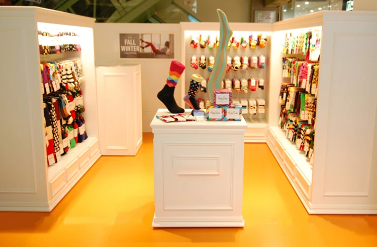 Custom Retail Shop Floor MDF Veneer Solid Wood Socks Display Stand