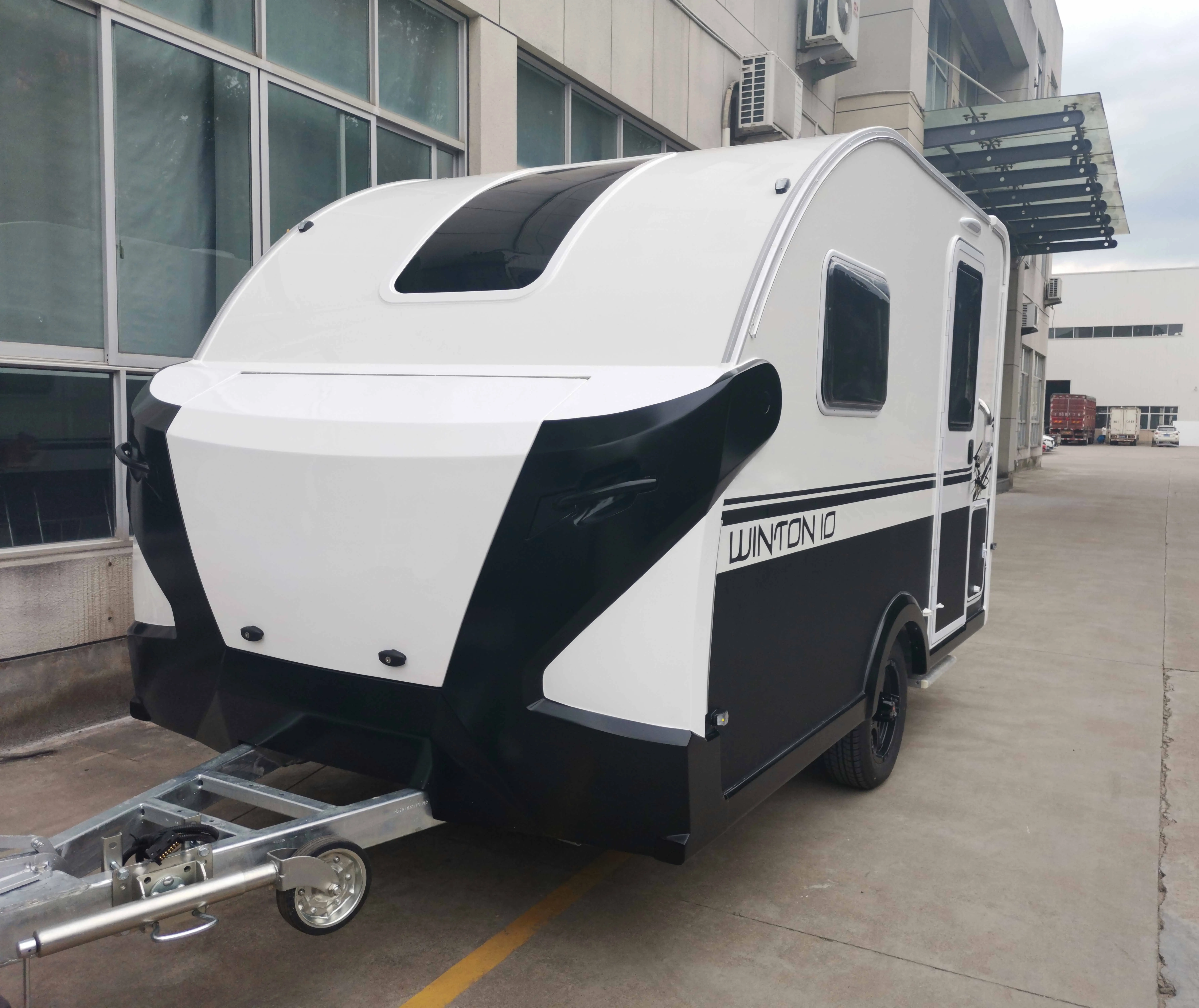 Mobile Fashional Mini Caravan& Camper& Travel Trailer M330