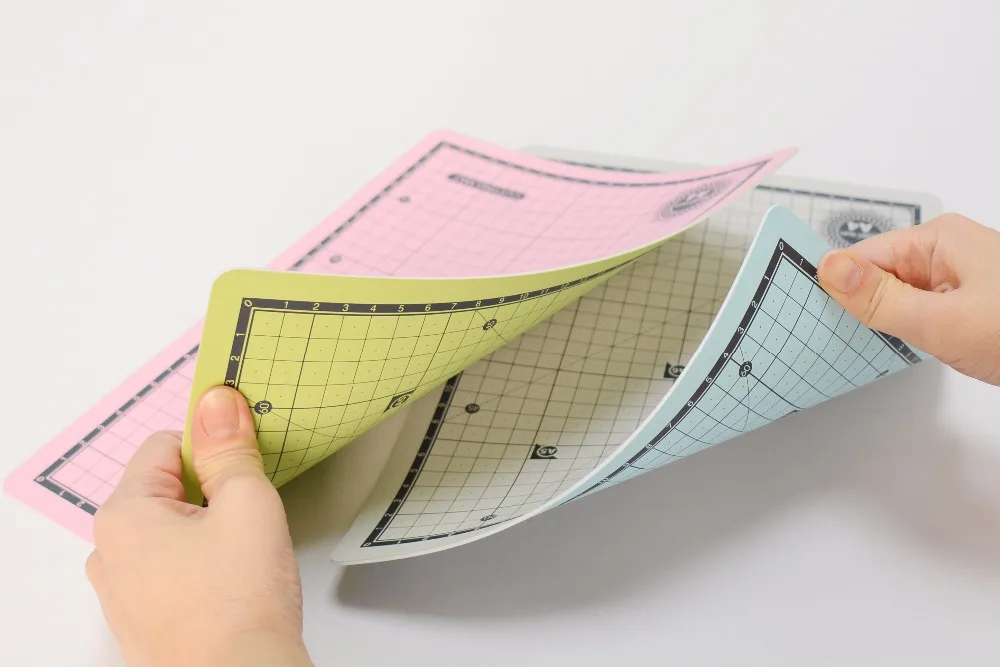 Taiwan art craft tool a2 cutting mat 60X45cm Thickness 3mm Double Sided 3 Layers ECO material non slip sew quilting cutting mat