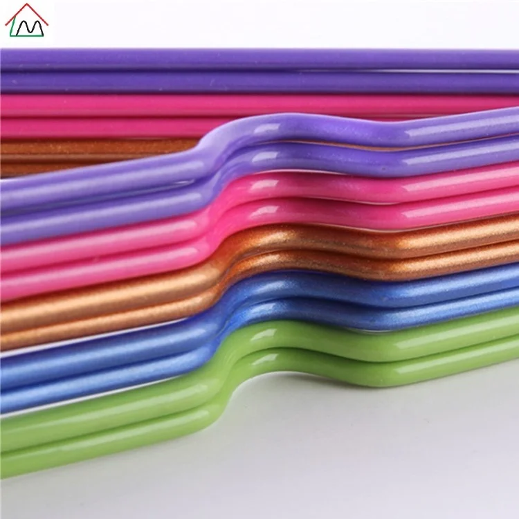 LM1069  Hot Sale PVC Coated Non Slip Metal Clothes Hanger Cheap cabide