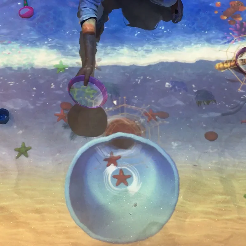 
3D голографическая система проекции пола, комнатная игровая площадка, песчаный бассейн, Интерактивная пляжная проекция для парка развлечений 