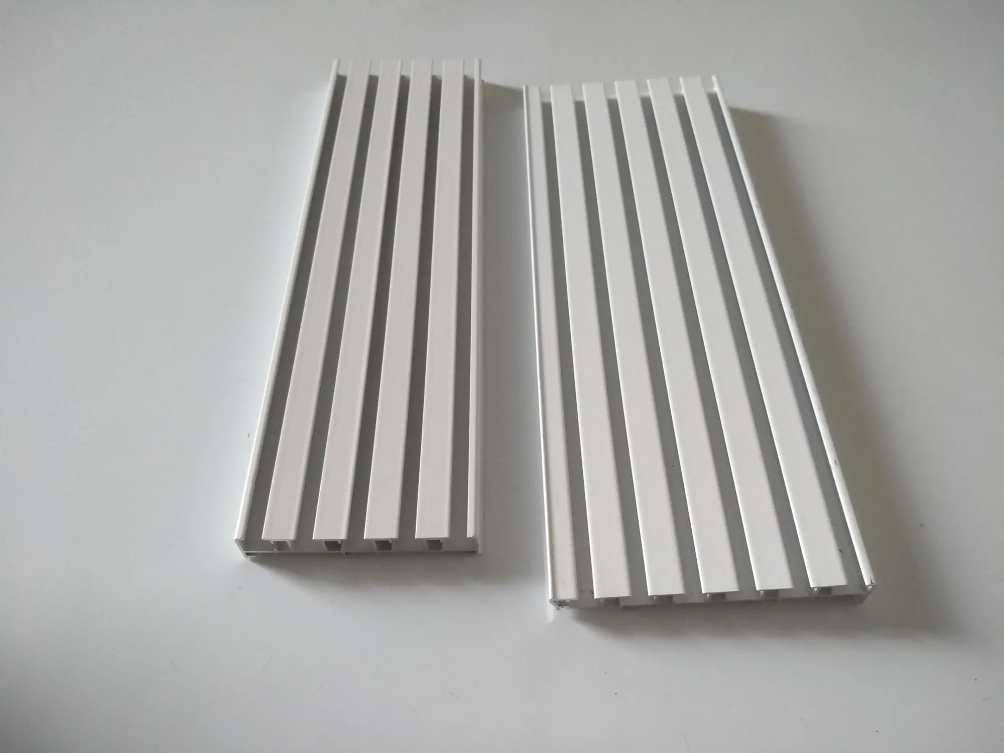 China suppliers aluminium alloy 6063 T5 extrusion profile for curtain rail