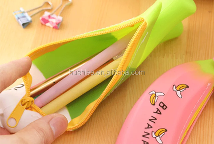 
China manufactory custom banana shape silicone pencil case 