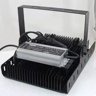 Attractive Styles High Lumen Outdoor Aluminum Alloy 200W Waterproof IP65 Led Flood Light