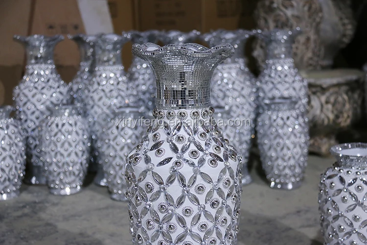 Tabletop decoration pieces custom transparent resin vase