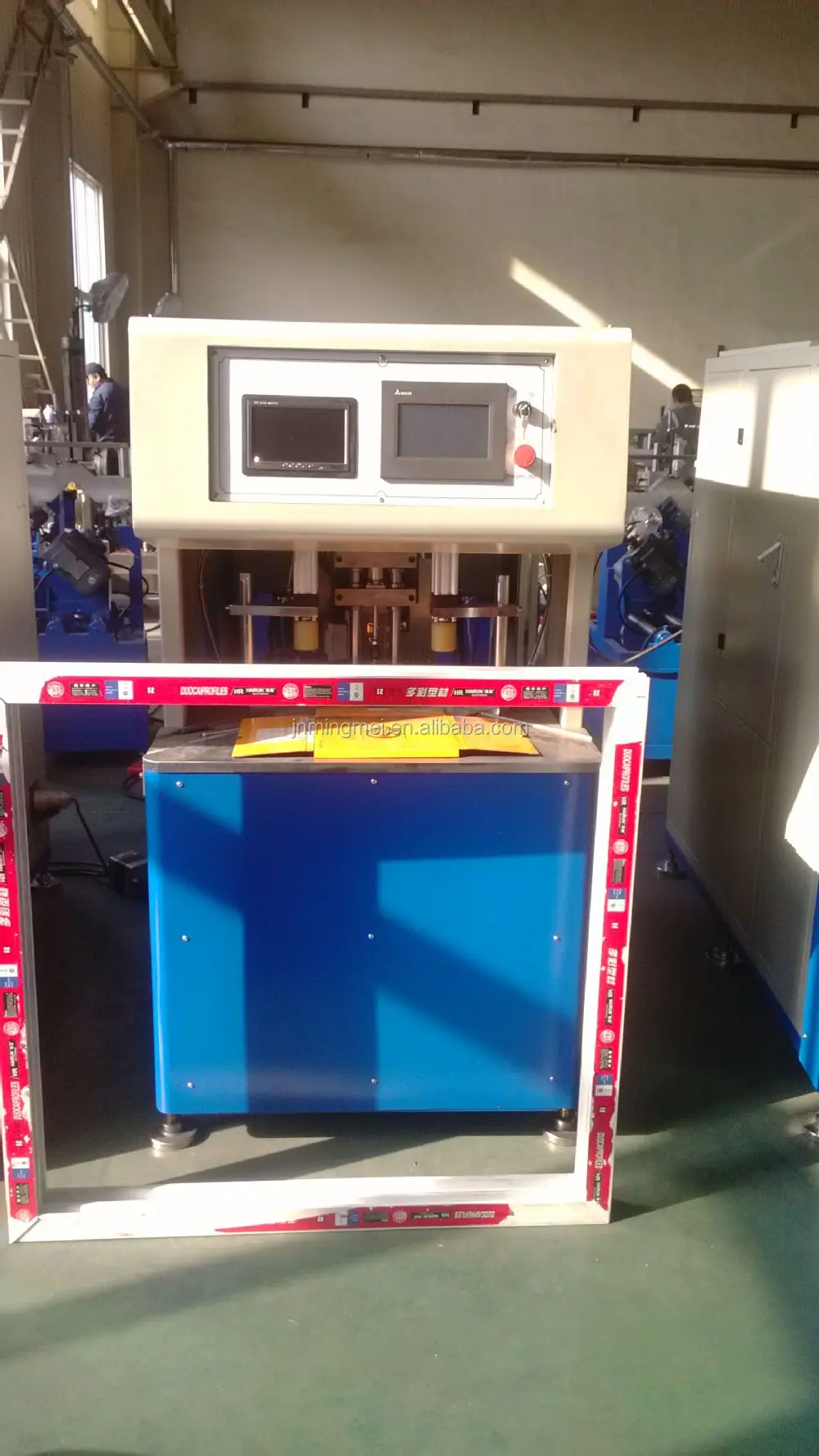 
Automatic Corner Cleaning Machine for PVC Windows 