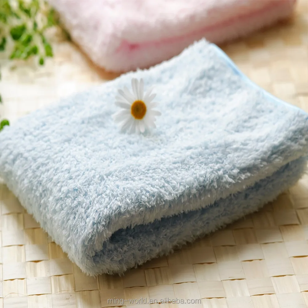 Hot Sale Winter Luxury Fluffy Microfiber Polyester Blanket Christmas Baby Super Plush Blanket