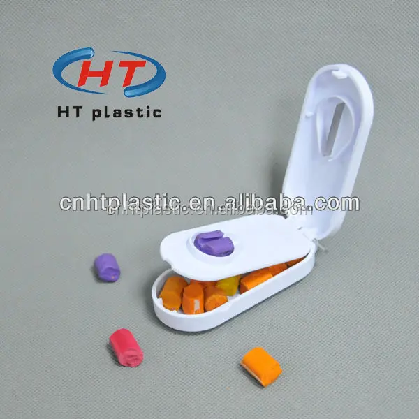 
HTQ105 Hot Sales For Customized Logo Pill Box With Cutter/Plastic Pill Splitter 