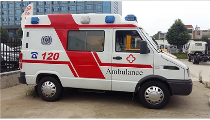 2021 new produced 4x4 Physical examination hospital car Mini Ambulance Vehicle