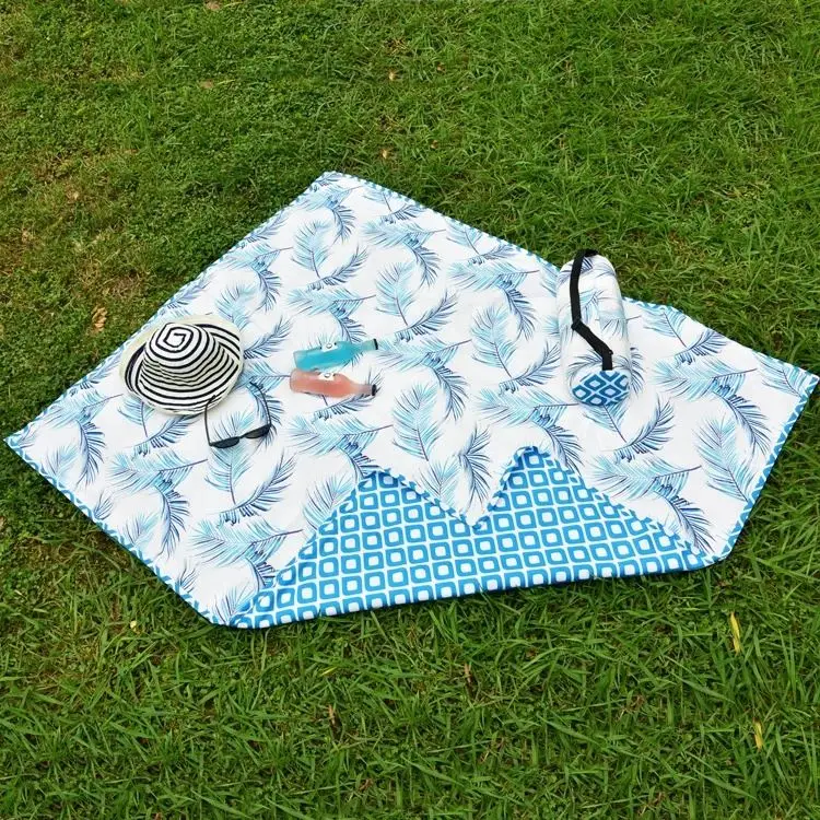 Comfortable Waterproof Outdoor Mattress Folding Portable Camp Mat/Lightweight Sleeping Pad Kids Picnic Mat